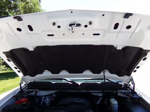 Used 2011 Chevrolet Silverado 1500 LT AWD/4WD image 42