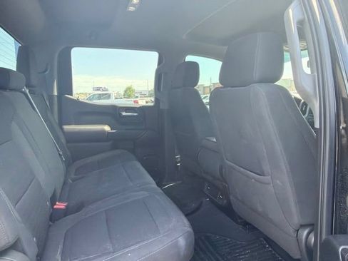 Used 2022 Chevrolet Silverado 1500 Custom Trail Boss w/ Safety Confidence Package AWD/4WD image 15