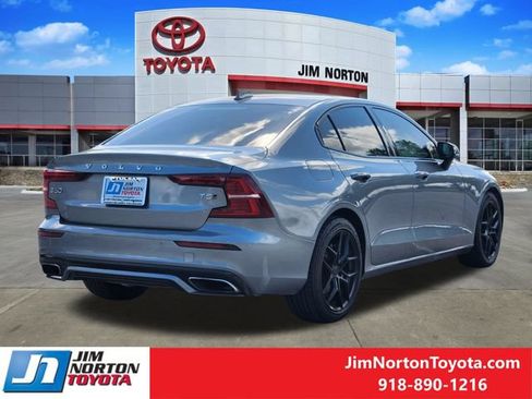 Used 2021 Volvo S60 T5 Momentum w/ Premium Package AWD/4WD image 6