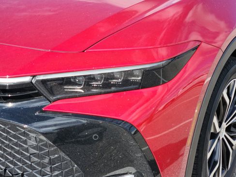 New 2026 Toyota Crown Limited image 10