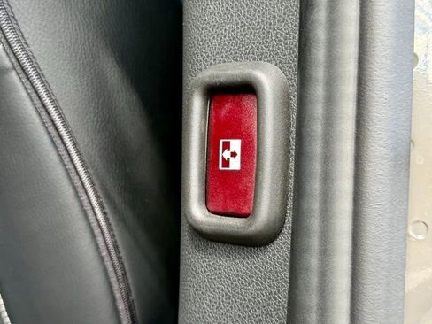 Used 2024 Mercedes-Benz Sprinter 3500 image 31