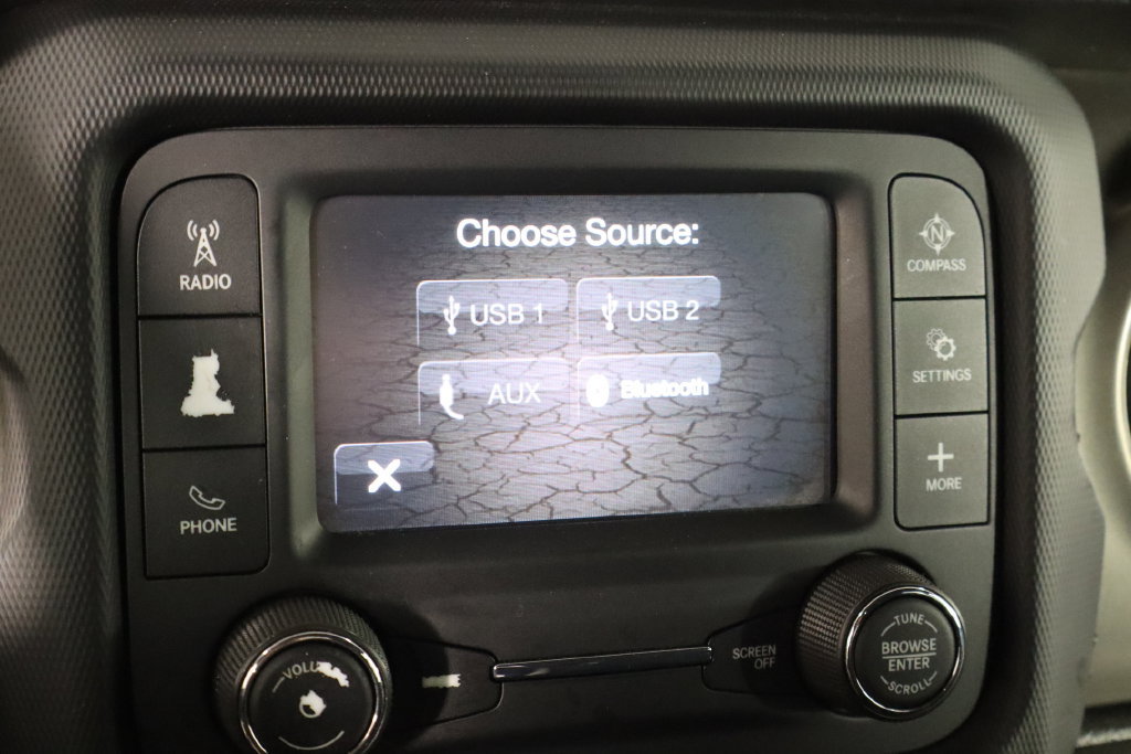 Used 2018 Jeep Wrangler Unlimited Sport AWD/4WD image 28