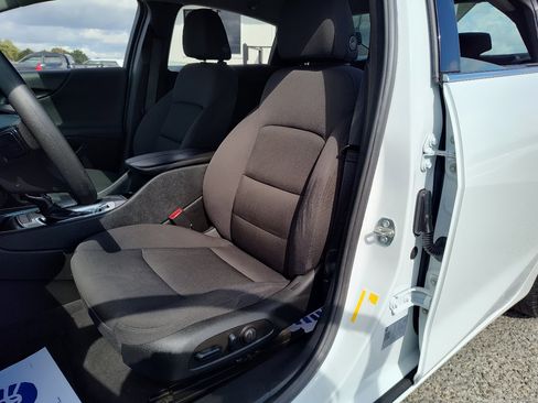 Used 2023 Chevrolet Malibu LT image 16