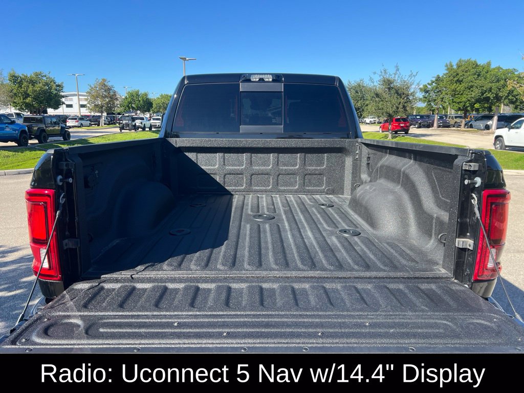 Used 2025 RAM 2500 Laramie AWD/4WD image 13