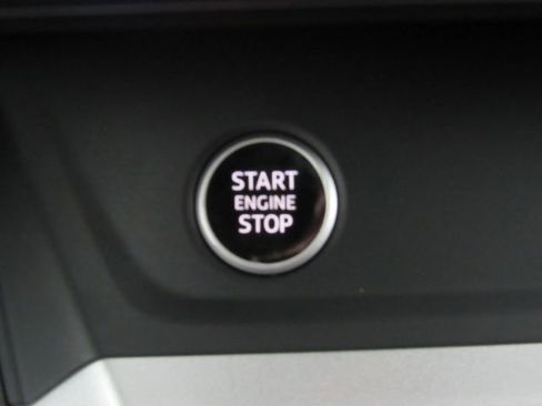 Used 2022 Audi Q3 2.0T Premium Plus w/ Premium Plus Package image 44