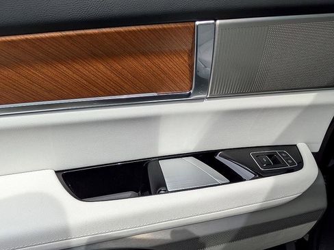 New 2026 Cadillac Vistiq Luxury image 29