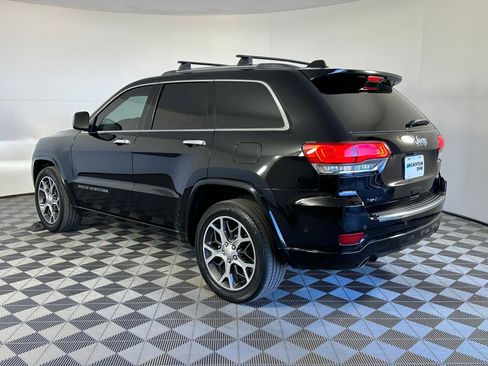Used 2020 Jeep Grand Cherokee Overland image 3