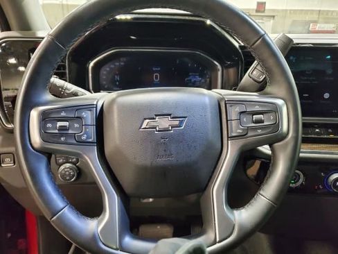Used 2024 Chevrolet Silverado 1500 LT Trail Boss w/ LPO, Dark Essentials Package AWD/4WD image 22