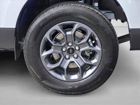 New 2025 Ford Maverick XLT w/ XLT Luxury Package image 9