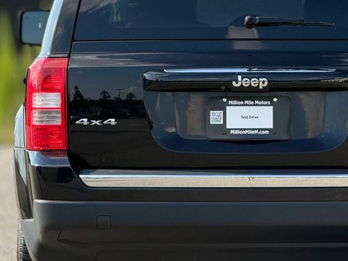 Used 2016 Jeep Patriot High Altitude AWD/4WD image 13