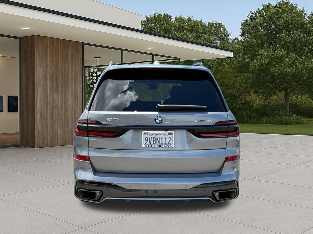 Used 2026 BMW X7 xDrive40i w/ M Sport Package AWD/4WD image 10