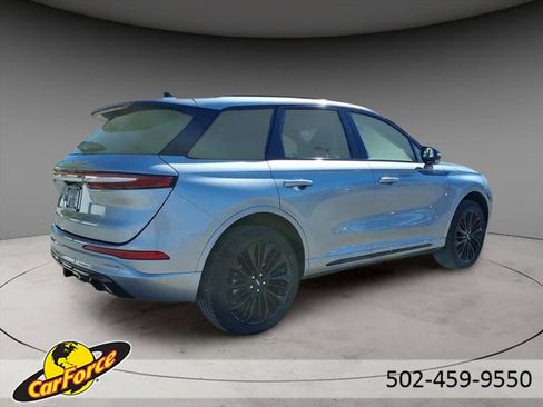 Used 2023 Lincoln Corsair Reserve w/ Equipment Group 201A image 8