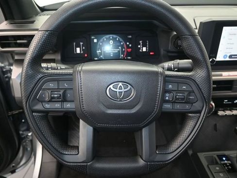 Used 2025 Toyota Tacoma SR5 RWD image 5