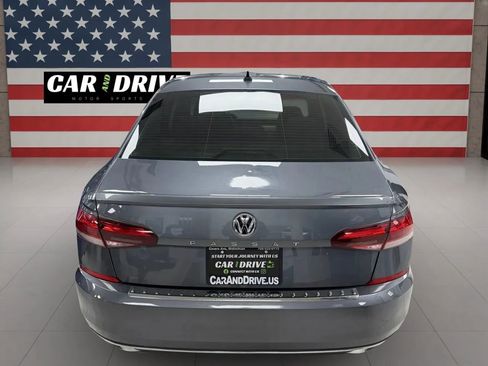 Used 2022 Volkswagen Passat 2.0T SE image 5