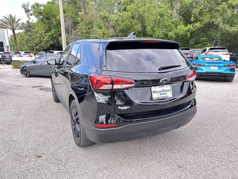 Used 2023 Chevrolet Equinox LS w/ LS Convenience Package FWD image 4