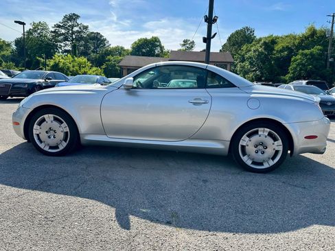 Used 2002 Lexus SC 430 Convertible RWD image 3
