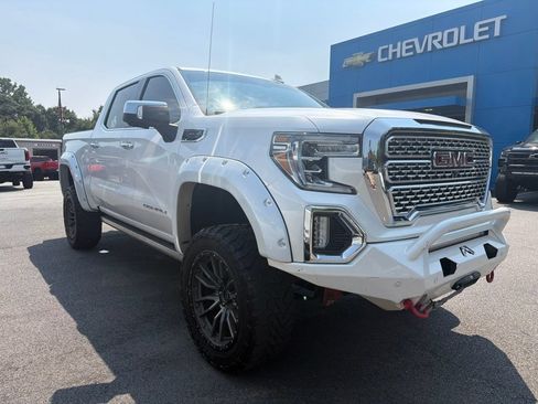 Used 2019 GMC Sierra 1500 Denali w/ Denali Ultimate Package AWD/4WD image 6