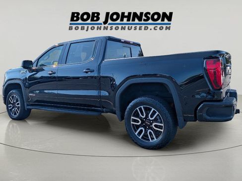 Used 2023 GMC Sierra 1500 AT4 w/ AT4 Premium Package AWD/4WD image 4