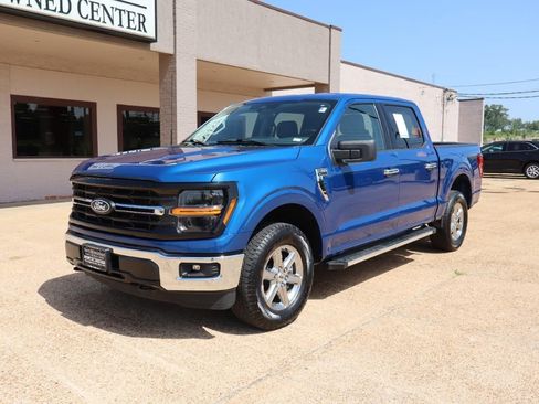 Used 2025 Ford F150 XLT w/ Equipment Group 301A Standard AWD/4WD image 2