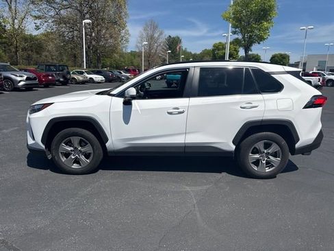 Used 2024 Toyota RAV4 XLE image 8