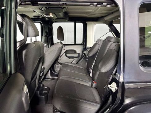 Certified 2023 Jeep Wrangler Unlimited Rubicon 4xe AWD/4WD image 21