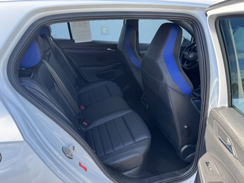 Used 2024 Volkswagen Golf R AWD/4WD image 11