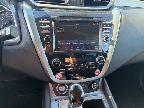 Used 2023 Nissan Murano SV image 11