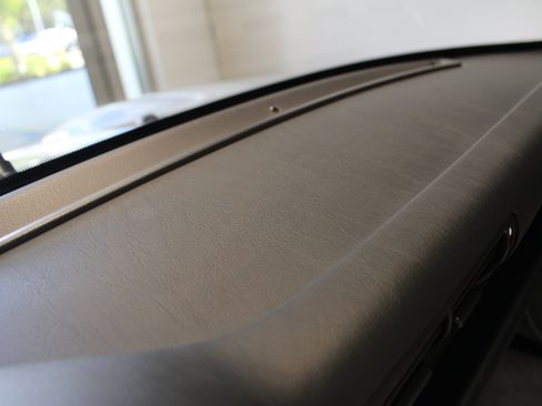 Used 1996 Porsche 911 Cabriolet image 13