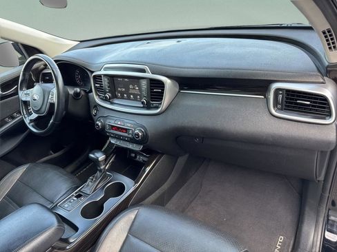Used 2020 Kia Sorento EX image 36