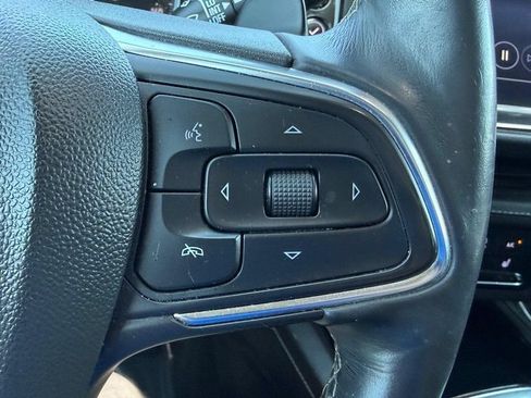 Used 2021 Buick Envision Essence w/ Technology Package I AWD/4WD image 19