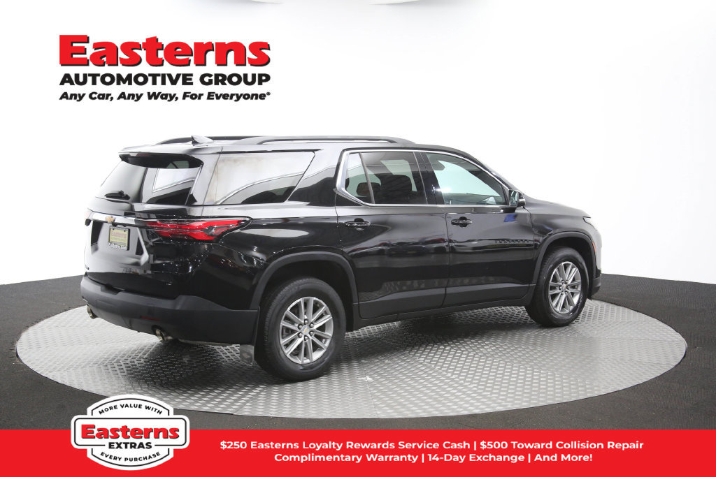 Used 2023 Chevrolet Traverse LT FWD image 46