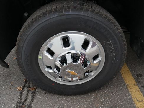 New 2026 Chevrolet Silverado 3500 LTZ w/ LTZ Convenience Package image 33