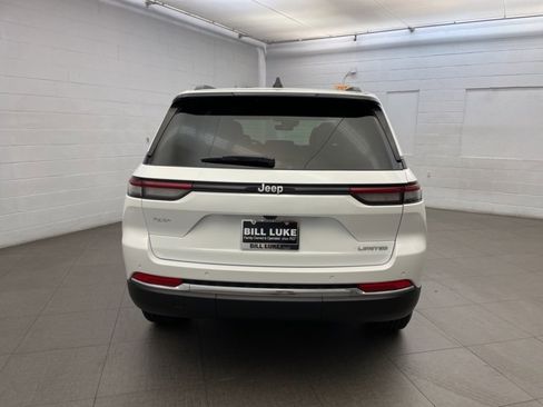 New 2025 Jeep Grand Cherokee Limited image 4