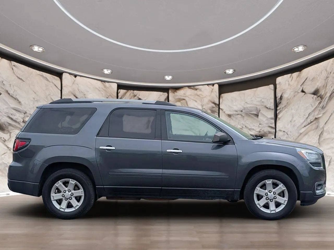 Used 2014 GMC Acadia SLE FWD image 14
