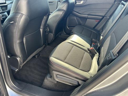 Used 2024 Ford Escape ST-Line Elite AWD/4WD image 19