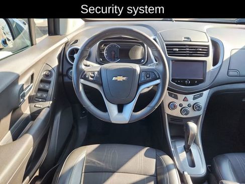 Used 2016 Chevrolet Trax LT w/ LT Convenience Package AWD/4WD image 22