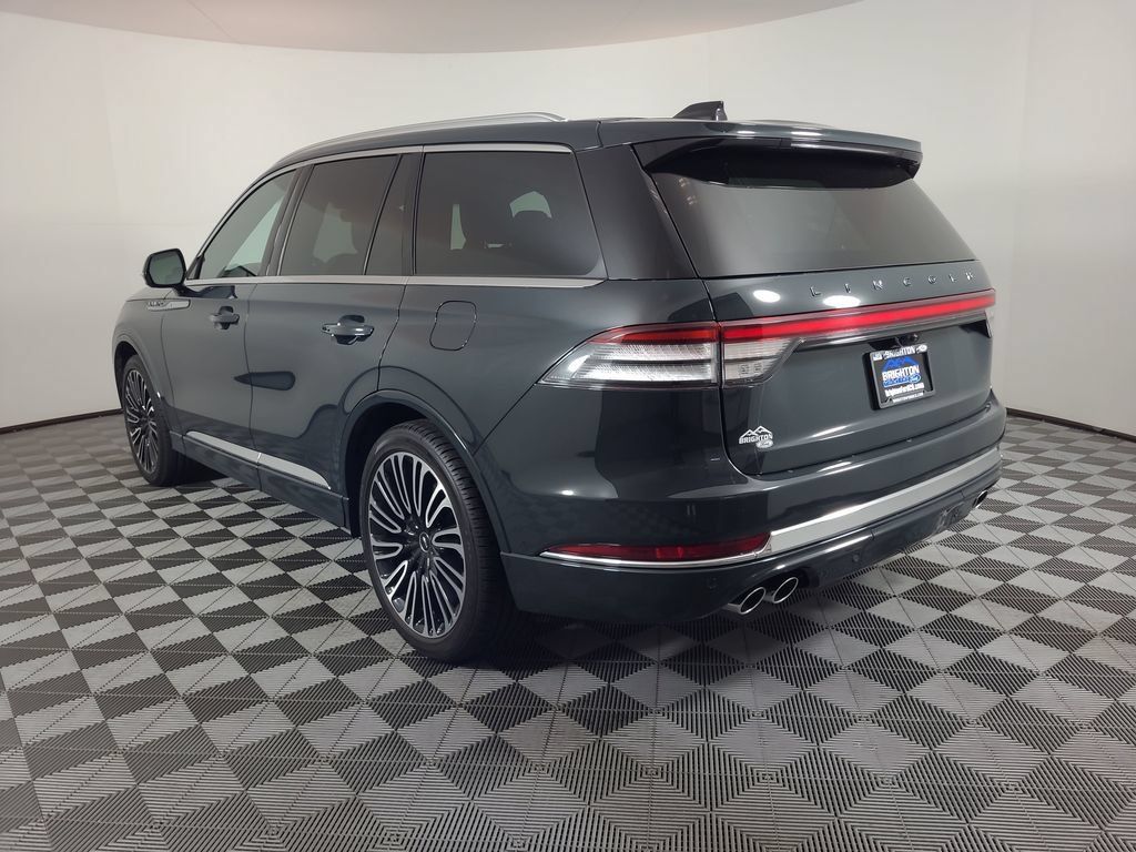 Used 2025 Lincoln Aviator Black Label AWD/4WD image 5