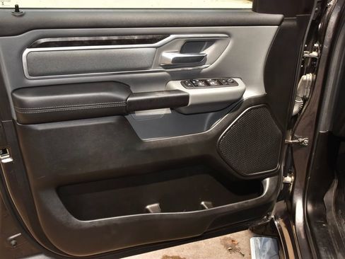 Used 2023 RAM 1500 Big Horn AWD/4WD image 36