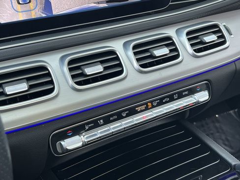 Used 2024 Mercedes-Benz GLS 450 4MATIC w/ AMG Line Exterior image 28