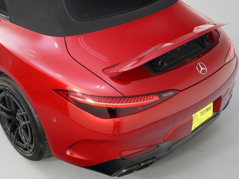 Used 2022 Mercedes-Benz SL 55 AMG 4MATIC image 56