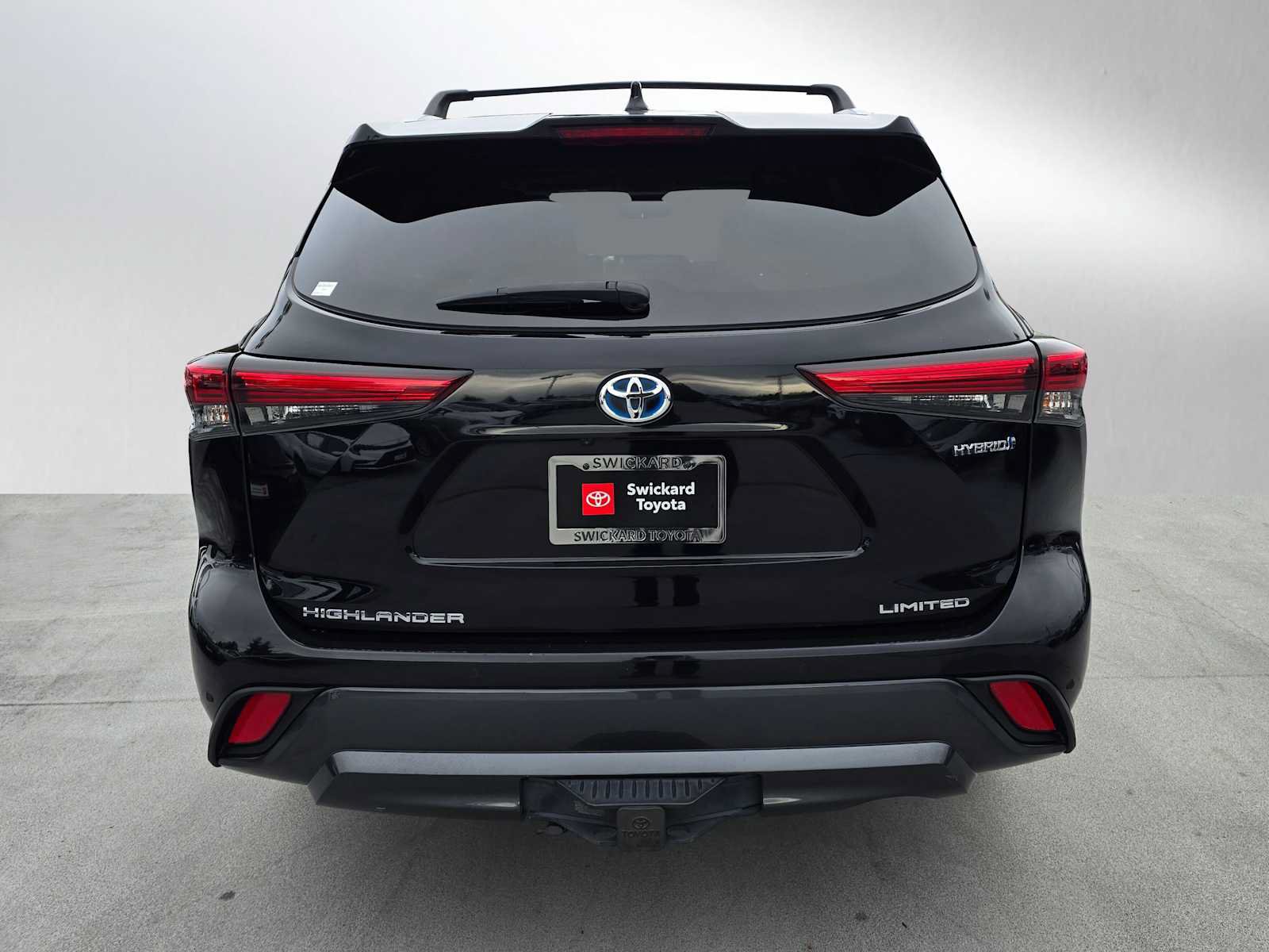 Used 2023 Toyota Highlander Limited AWD/4WD image 5