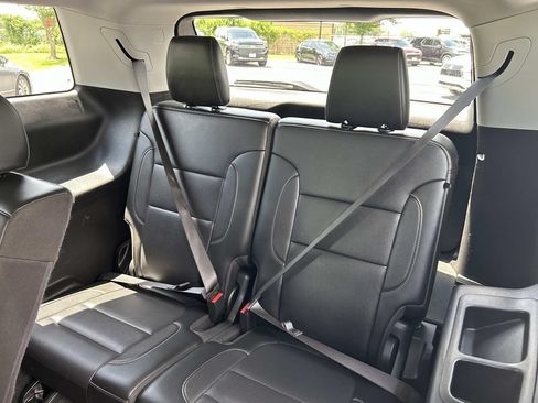 Used 2020 GMC Acadia SLT w/ Driver Alert Package II AWD/4WD image 27