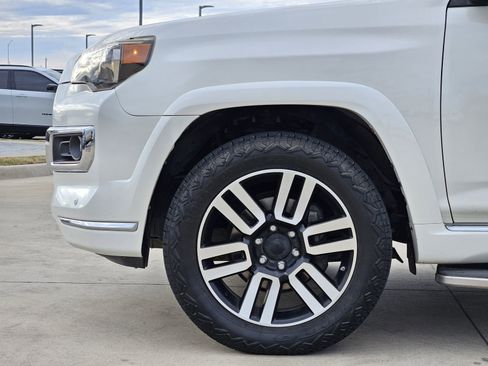 Used 2018 Toyota 4Runner Limited image 11