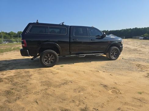 Used 2022 RAM 2500 Laramie AWD/4WD image 9
