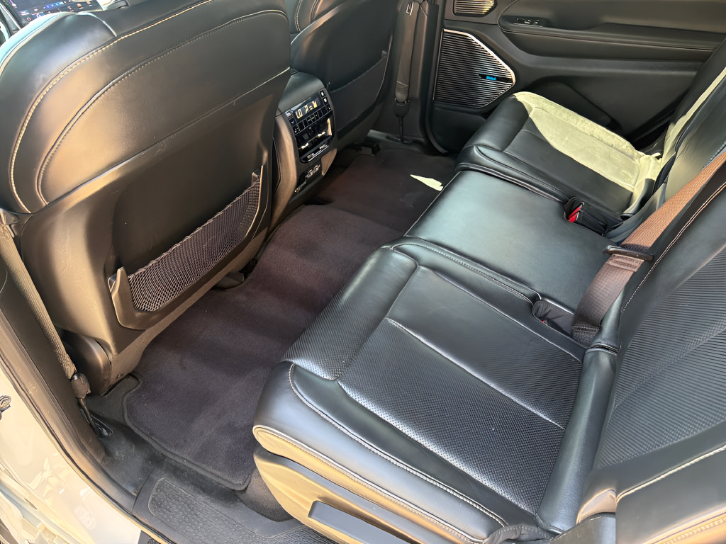 Used 2021 Jeep Grand Cherokee L Overland AWD/4WD image 37