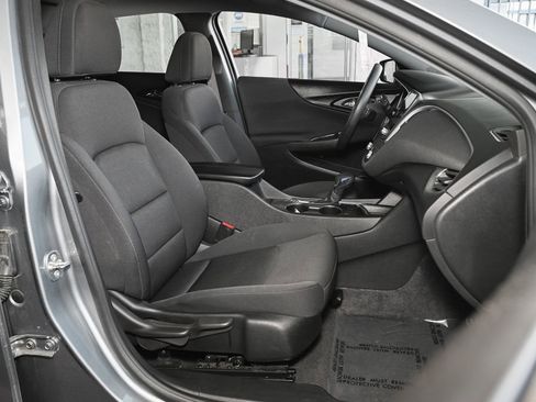 Used 2024 Chevrolet Malibu LT FWD image 41