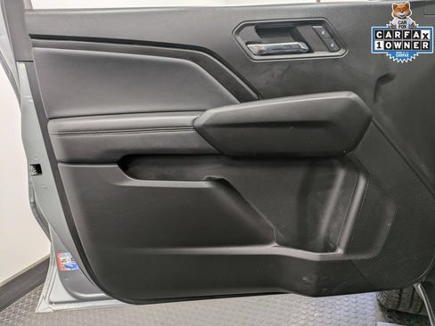 Used 2024 Chevrolet Colorado LT w/ LT Convenience Package III AWD/4WD image 8