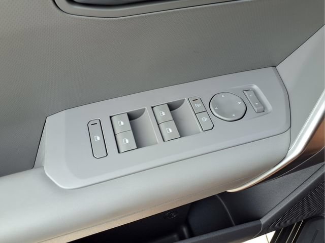 New 2027 Kia Seltos S FWD image 13