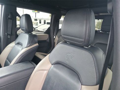 Used 2024 Ford Bronco Wildtrak image 13