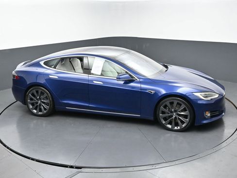 Used 2021 Tesla Model S Long Range AWD/4WD image 43